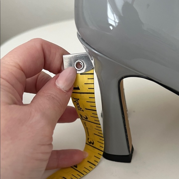 Chic Gray Women's Heels - Picture 11 of 11